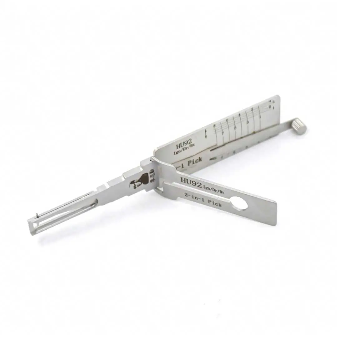 7706 | Lishi HU92 BMW kilit açma Maymuncuk 1 Lishi HU92 BMW Maymuncuk: BMW Araçları İçin En İdeal Kilit Açma Aracı Lishi HU92 BMW maymuncuk, BMW araçlarının kilitlerini açmak için özel olarak tasarlanmış yüksek kaliteli bir kilit açma aracıdır. Profesyonel çilingirler ve otomotiv teknisyenleri tarafından sıklıkla tercih edilen bu maymuncuk, hassas ve hızlı kilit açma kabiliyeti ile öne çıkar. Lishi HU92 BMW Maymuncuk'un Avantajları Özel Tasarım: BMW araçları için özel olarak tasarlanan Lishi HU92, BMW kilit sistemlerine mükemmel uyum sağlar. Yüksek Kalite Malzeme: Dayanıklı ve uzun ömürlü kullanım için yüksek kaliteli malzemelerden üretilmiştir. Kolay Kullanım: Ergonomik tasarımı sayesinde kullanımı son derece kolaydır ve kullanıcıya rahatlık sunar. Hassasiyet: Bu maymuncuk, kilitleri hızlı ve zarar vermeden açmak için hassas bir şekilde tasarlanmıştır. Profesyoneller İçin İdeal: Çilingirler ve otomotiv uzmanları için vazgeçilmez bir araçtır. Zorlu kilit açma görevlerinde bile yüksek performans sağlar. Neden Lishi HU92 BMW Maymuncuk? Güvenilirlik: Lishi markası, yıllardır sektörde güvenilirlik ve kalite ile anılmaktadır. HU92 modeli de bu geleneği sürdürmektedir. BMW Araçlarına Özel: BMW marka araçların kilit sistemleri için özel olarak tasarlanmış olması, bu ürünü diğer genel amaçlı maymuncuklardan ayırır. Eğitim ve Destek: Lishi, kullanıcılarına eğitim materyalleri ve destek sunarak, HU92'nin en etkili şekilde kullanılmasını sağlar. Satın Alın ve Farkı Hissedin Eğer siz de profesyonel bir çilingir ya da otomotiv teknisyeniyseniz ve BMW araçlarının kilitlerini açmanız gerekiyorsa, Lishi HU92 BMW maymuncuk sizin için ideal bir seçim olacaktır. Yüksek kalite ve güvenilirliği ile bu ürünü tercih ederek işinizi kolaylaştırabilir ve müşteri memnuniyetini artırabilirsiniz. Lishi HU92 BMW maymuncuk ile tanışın ve BMW kilit açma işlemlerinde en iyi deneyimi yaşayın!