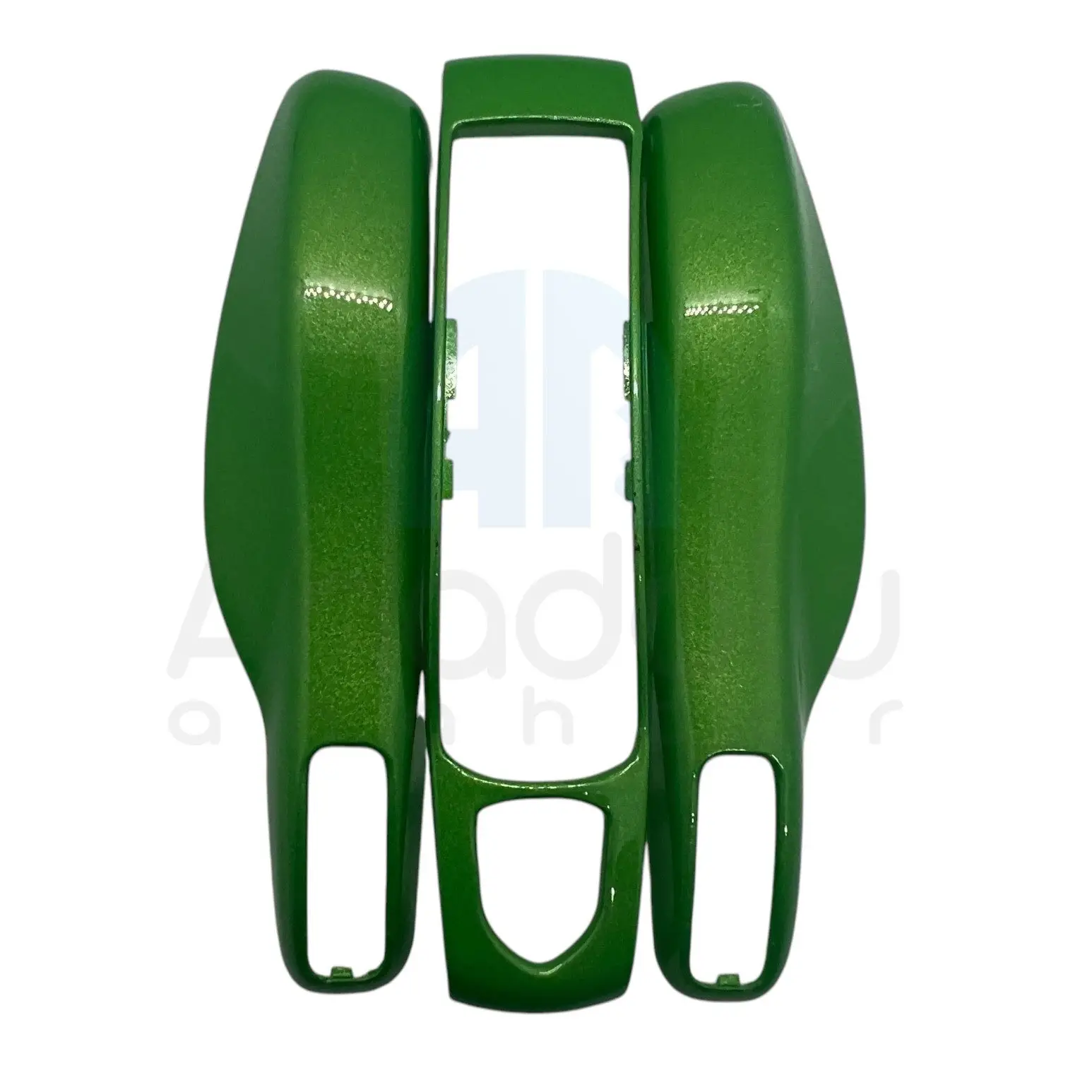 Porsche Metal Dönüşüm Kumanda Kabı Karbon Yeşil – Şıklık ve Dayanıklılığın Mükemmel Uyumu Porsche Metal Dönüşüm Kumanda Kabı Karbon Yeşil, yüksek kaliteli metal malzemeden üretilmiş ve karbon fiber dokusu ile güçlendirilmiştir. Estetik açıdan çarpıcı olan bu kabı, yüksek kaliteli boya ile işlenmiş olup, zarif yeşil tonu ile aracınıza sportif bir hava katarken, dayanıklı yapısı ile uzun ömürlü kullanım sunar. Üstün Kalite ve Karbon Fiber Estetiği Porsche Metal Dönüşüm Kumanda Kabı Karbon Yeşil, mükemmel işçilikle tasarlanmış olup, karbon fiber kaplaması ile modern bir dokunuş sağlar. Yüksek kalite boya sayesinde renk ve parlaklık uzun süre korunur. Hem şıklığı hem de dayanıklılığı bir arada sunarak, Porsche aracınıza prestijli bir görünüm katar. Sportif ve Şık Tasarım Yeşil karbon fiber detayı, aracınıza benzersiz bir estetik ve sportiflik katar. Porsche tutkunları için tasarlanmış bu kumanda kabı, yalnızca görsel olarak etkileyici olmakla kalmaz, aynı zamanda uzun süreli kullanım için de idealdir. Hem şık hem de fonksiyonel olan bu tasarım, aracınızın iç mekanını güzelleştirirken, sürüş deneyiminizi daha keyifli hale getirir. Neden Porsche Metal Dönüşüm Kumanda Kabı Karbon Yeşil? Yüksek Kalite Metal ve Karbon Fiber Yapı: Dayanıklı, hafif ve uzun ömürlü kullanım. Şık ve Sportif Tasarım: Karbon fiber dokusu ve yeşil rengiyle modern bir görünüm. Üstün Boya Kalitesi: Kalıcı renk ve parlaklık garantisi. Porsche Araçları İçin Mükemmel Uyum: Özel tasarım, mükemmel uyum sağlar. Porsche Metal Dönüşüm Kumanda Kabı Karbon Yeşil, aracınıza hem şıklık hem de sportiflik katmak isteyenler için mükemmel bir tercihtir. Karbon fiber dokusu ve yüksek kaliteli boya ile uzun süreli kullanım ve göz alıcı bir görünüm sunar.